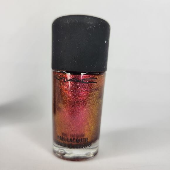 MAC Nail Lacquer Bad Fairy (Venomous Villains Maleficent) Holographic Duochrome - Picture 9 of 11